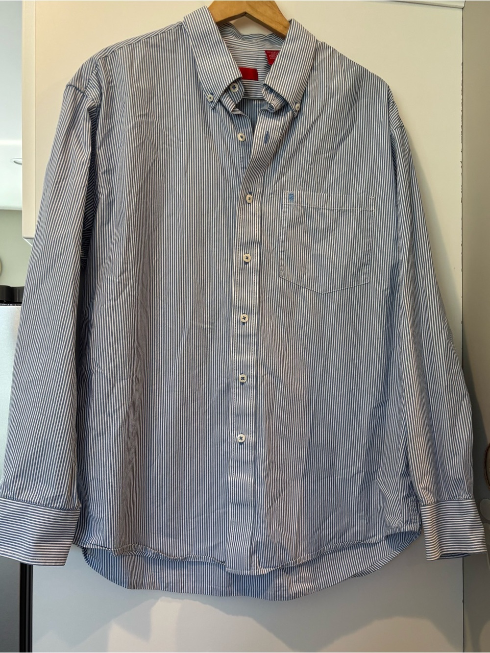 IZOD men’s cotton button down dress striped shirt size L new without tags!